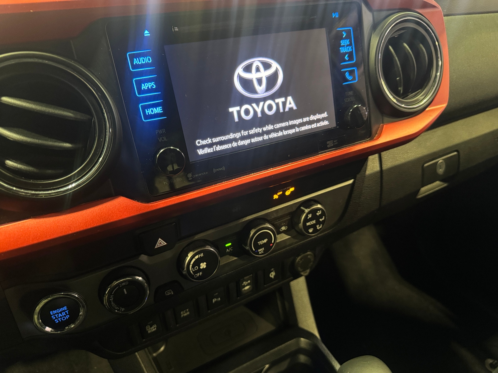 Thumbnail: 2019 Toyota Tacoma - 4