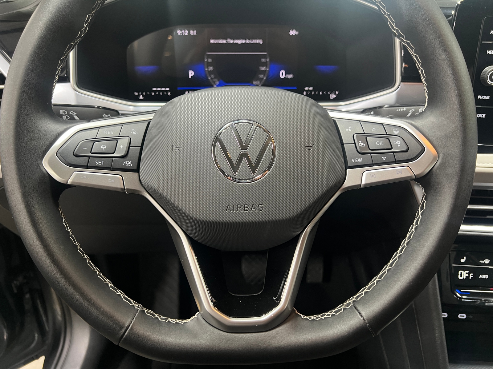 Thumbnail: 2025 Volkswagen Taos - 4