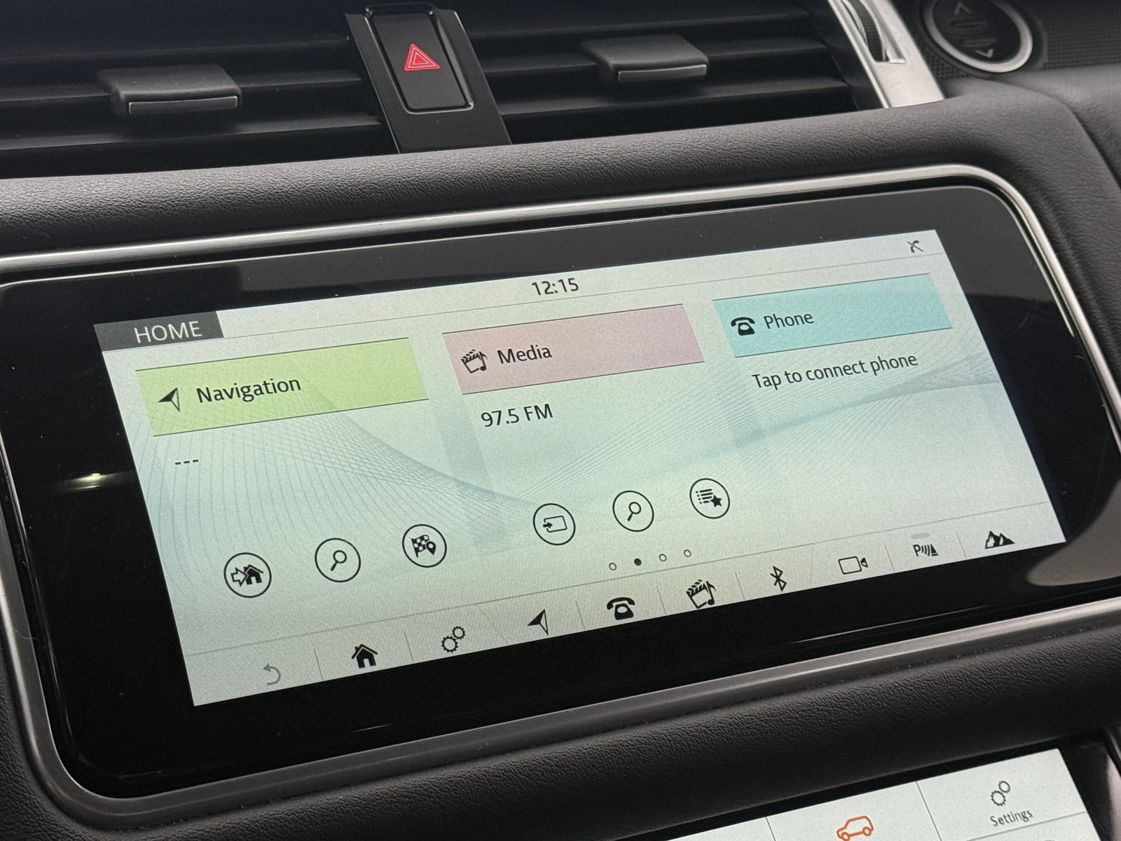 Thumbnail: 2020 Land Rover Range Rover Sport - 3