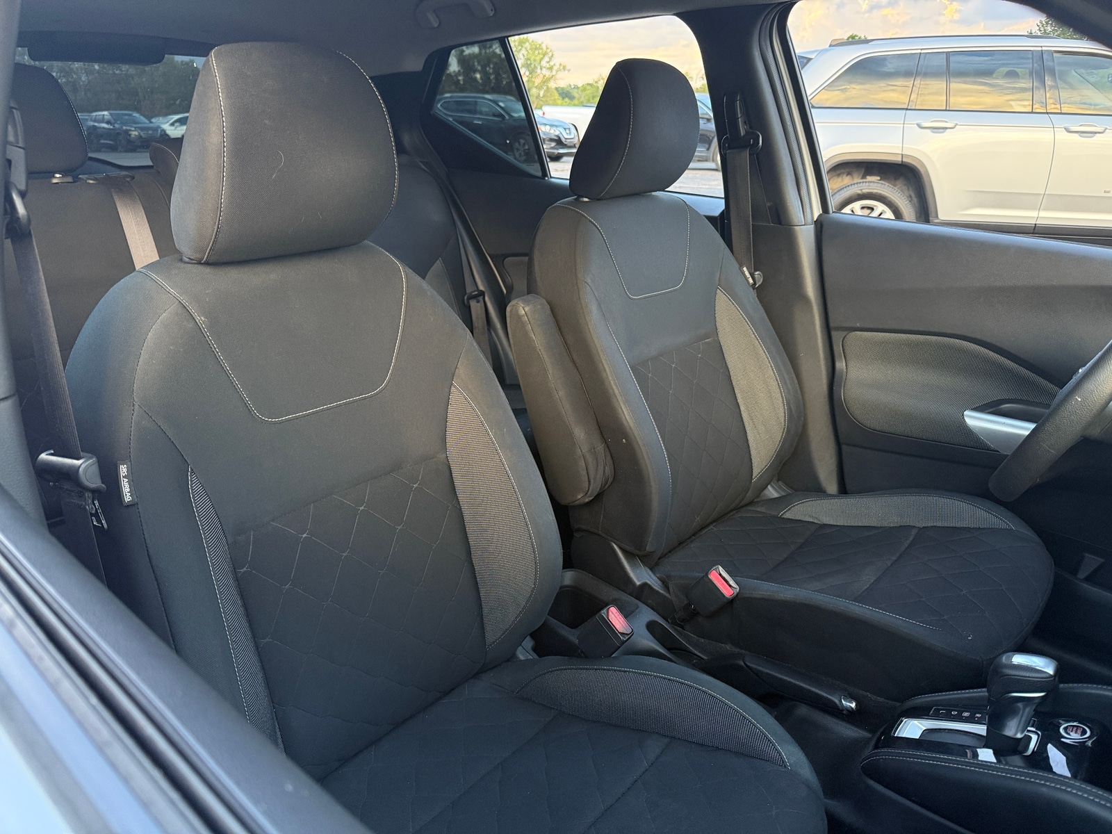 Thumbnail: 2019 Nissan Kicks - 2