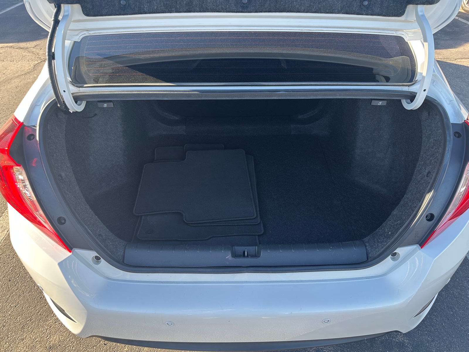 Thumbnail: 2017 Honda Civic - 6