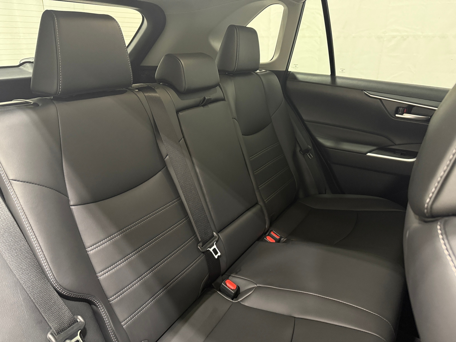 Thumbnail: 2025 Toyota RAV4 - 5