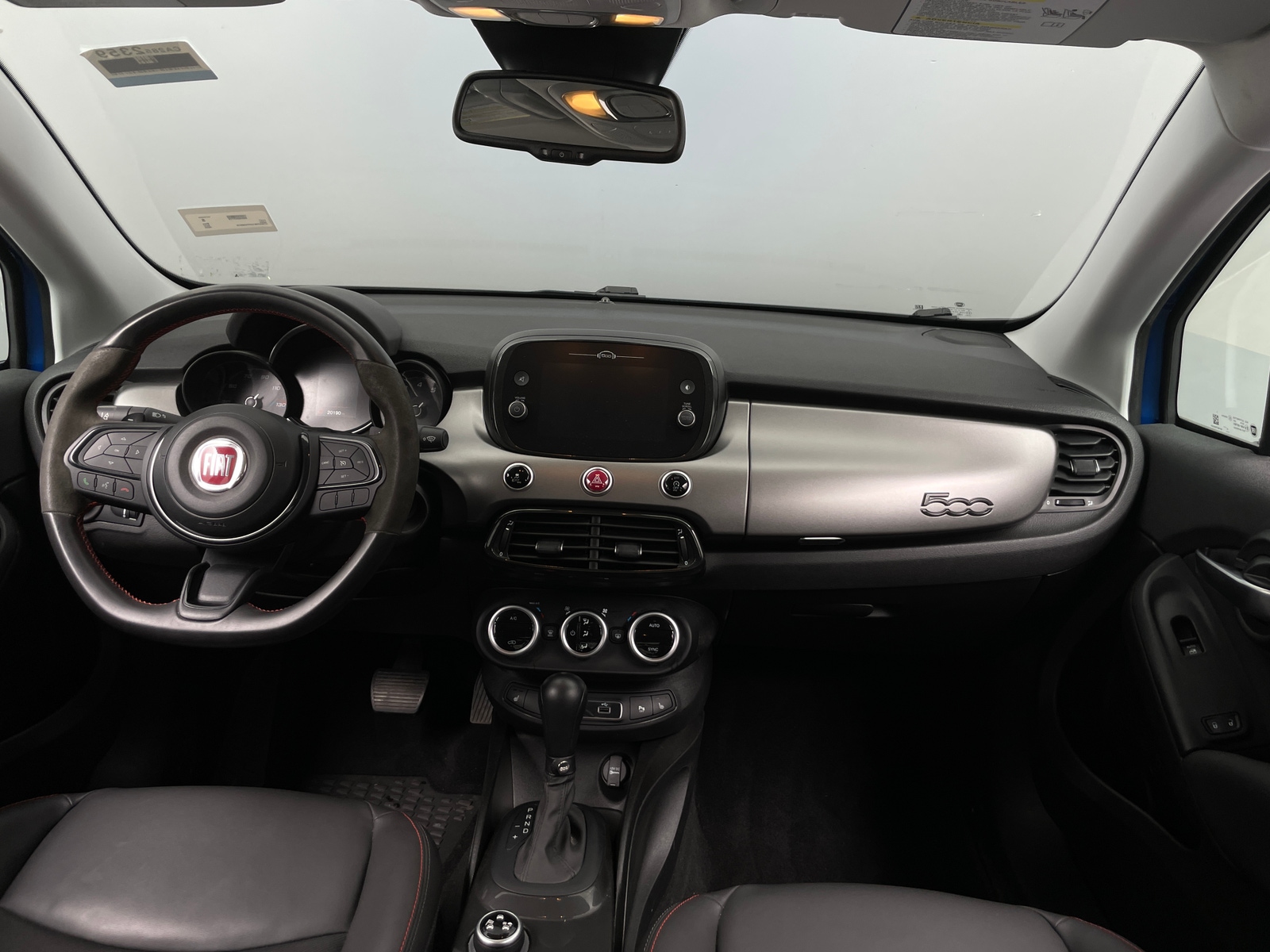 Thumbnail: 2023 Fiat 500X - 3