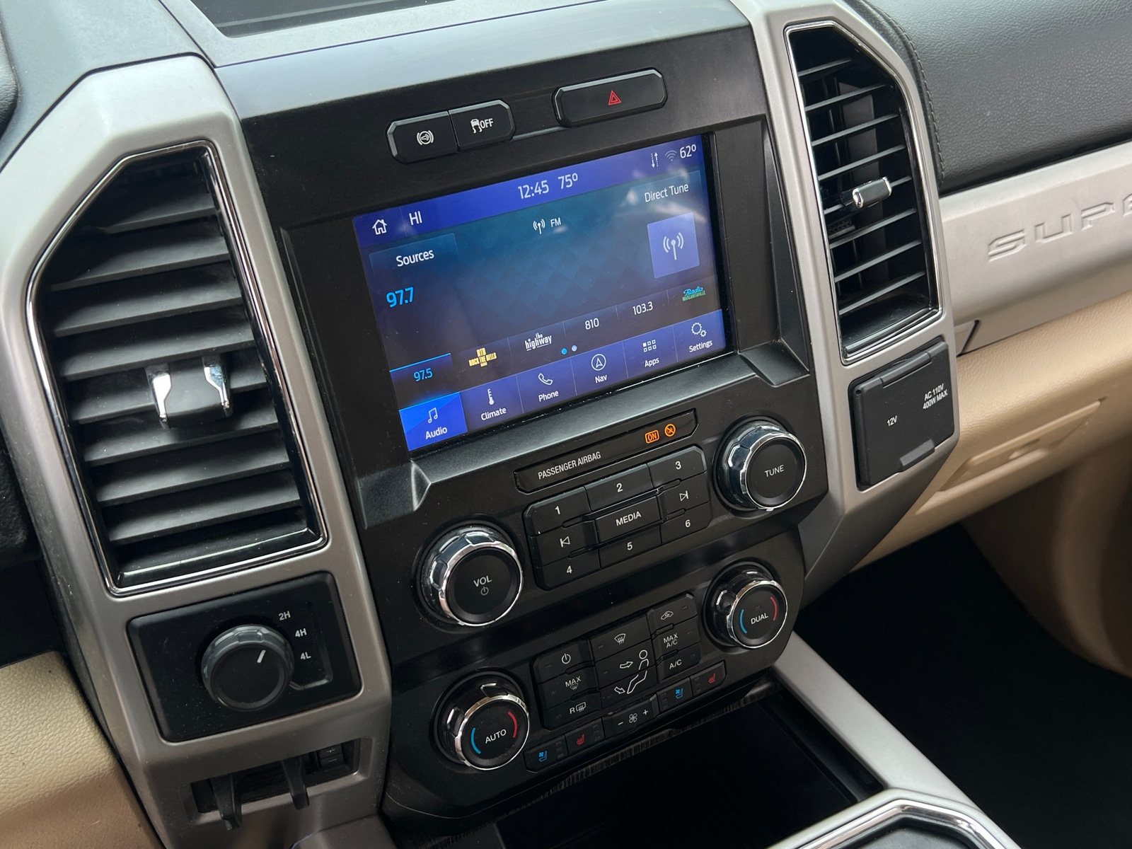 Thumbnail: 2021 Ford Econoline - 3