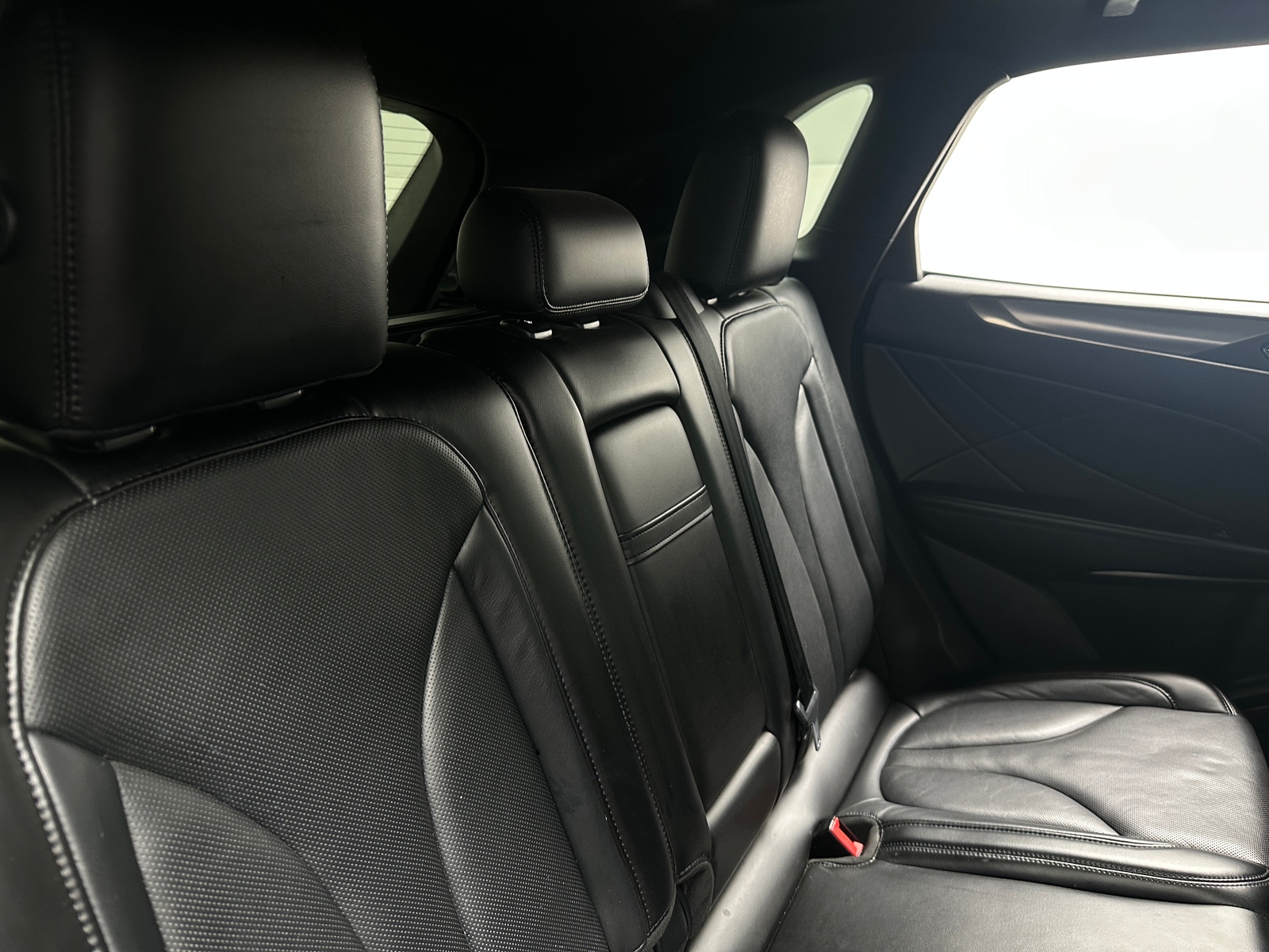 Thumbnail: 2017 Lincoln MKC - 5