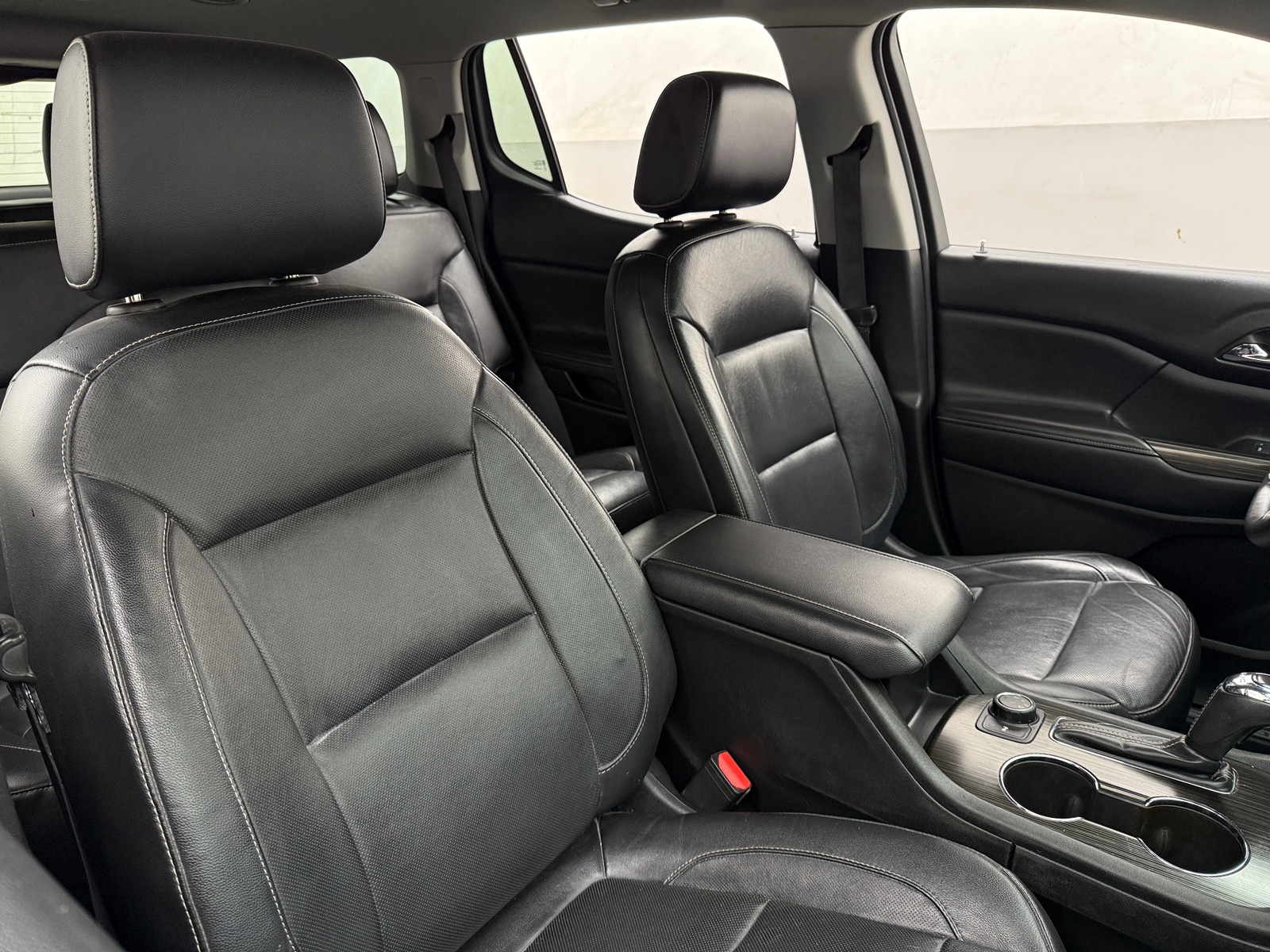Thumbnail: 2017 GMC Acadia - 2