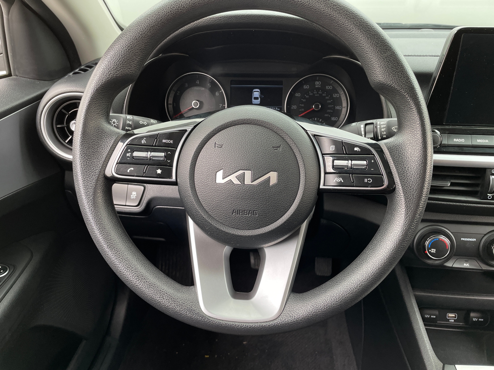 Thumbnail: 2022 Kia Forte - 5