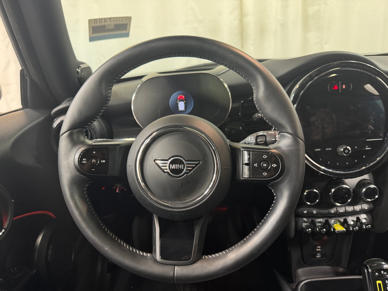 Thumbnail: 2023 MINI Cooper Hardtop - 4