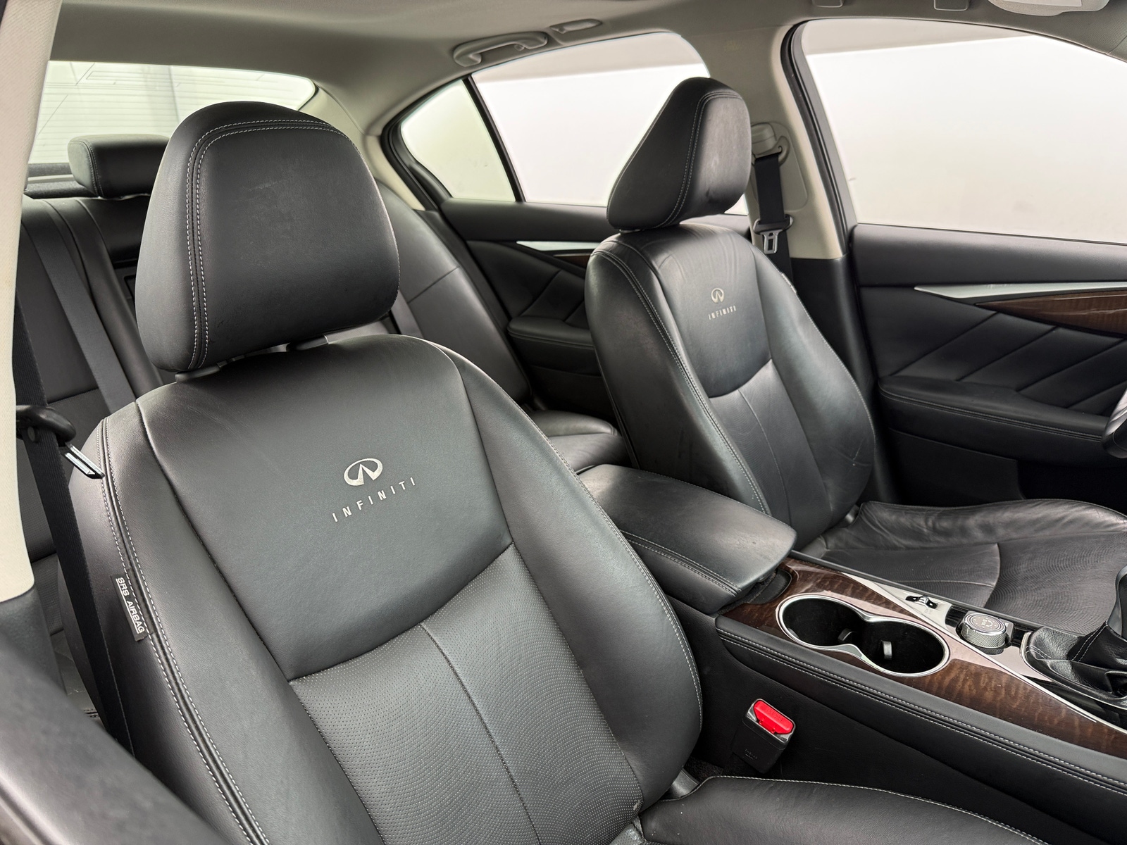 Thumbnail: 2014 INFINITI Q50 - 2