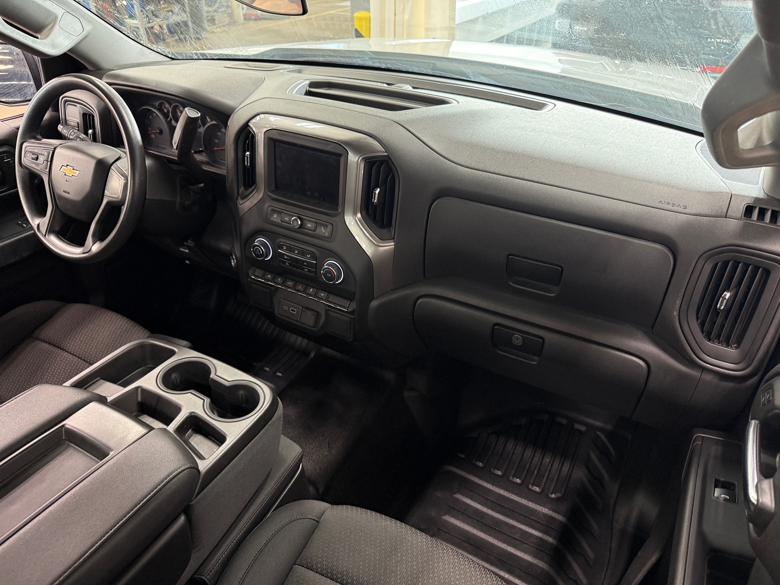 Thumbnail: 2024 Chevrolet Silverado 1500 - 2