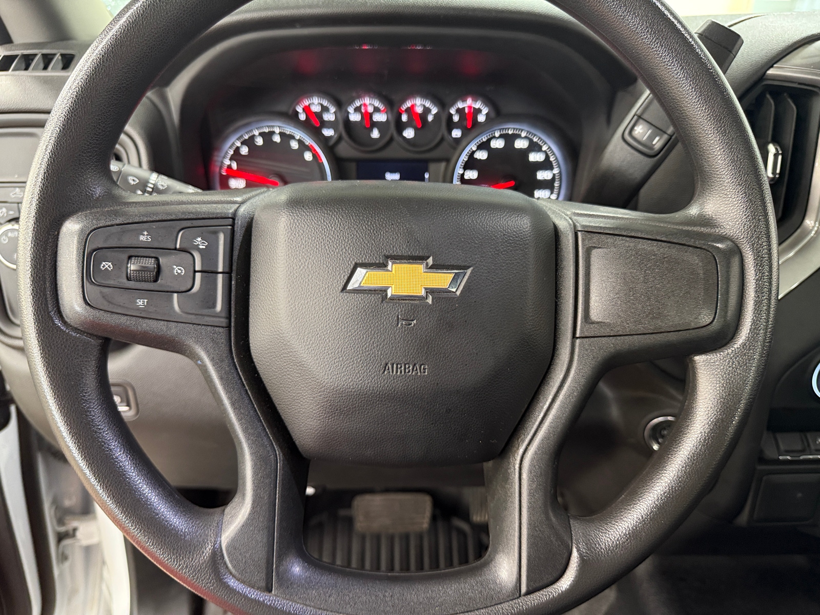 Thumbnail: 2024 Chevrolet Silverado 1500 - 4