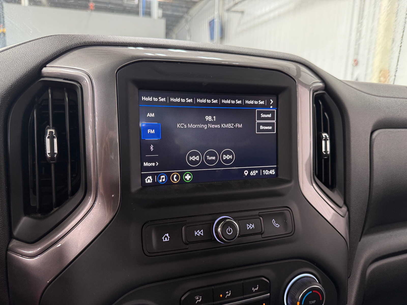 Thumbnail: 2024 Chevrolet Silverado 1500 - 3