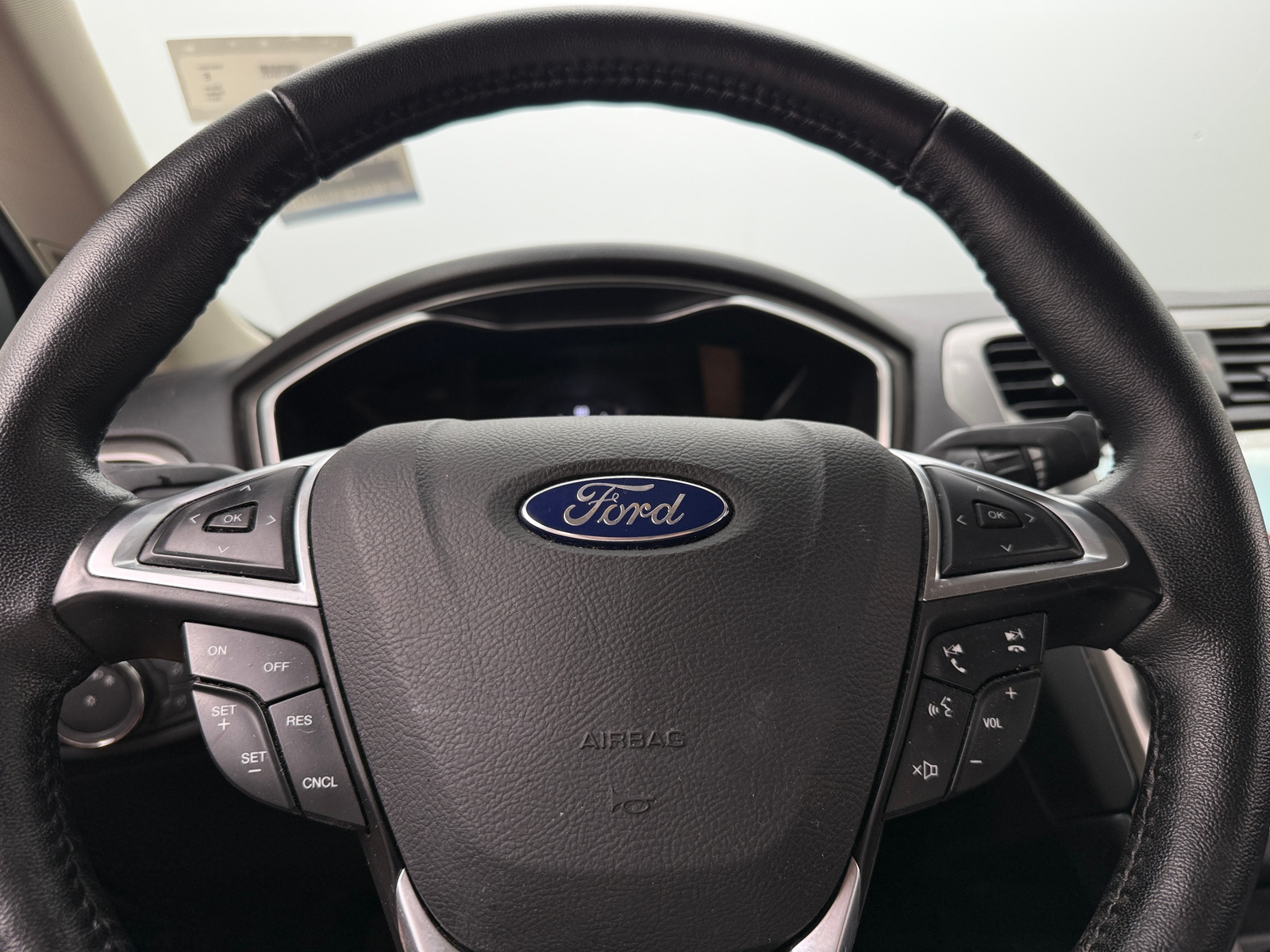 Thumbnail: 2017 Ford Fusion - 4