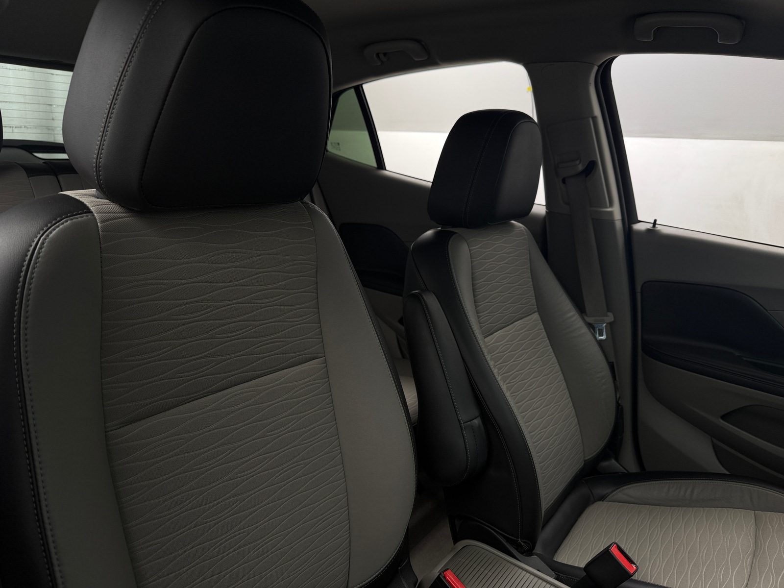 Thumbnail: 2016 Buick Encore - 2