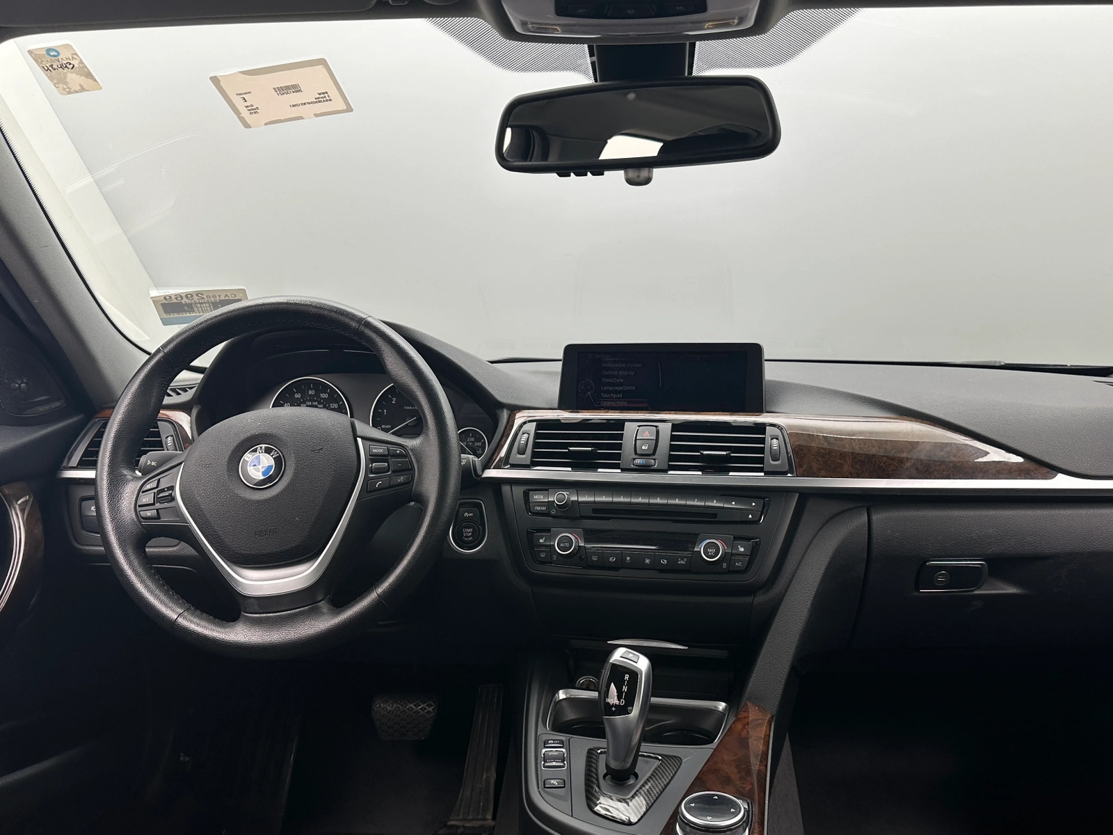 Thumbnail: 2015 BMW 3 Series - 2