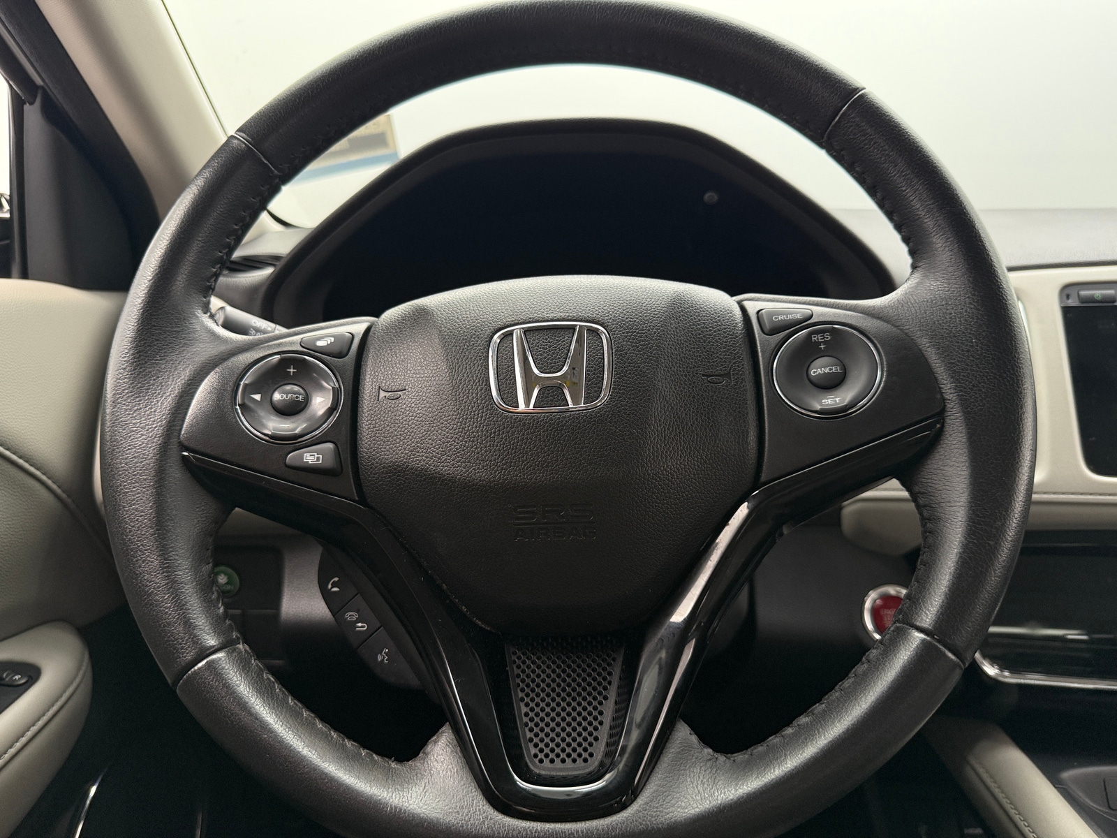 Thumbnail: 2018 Honda HR-V - 4