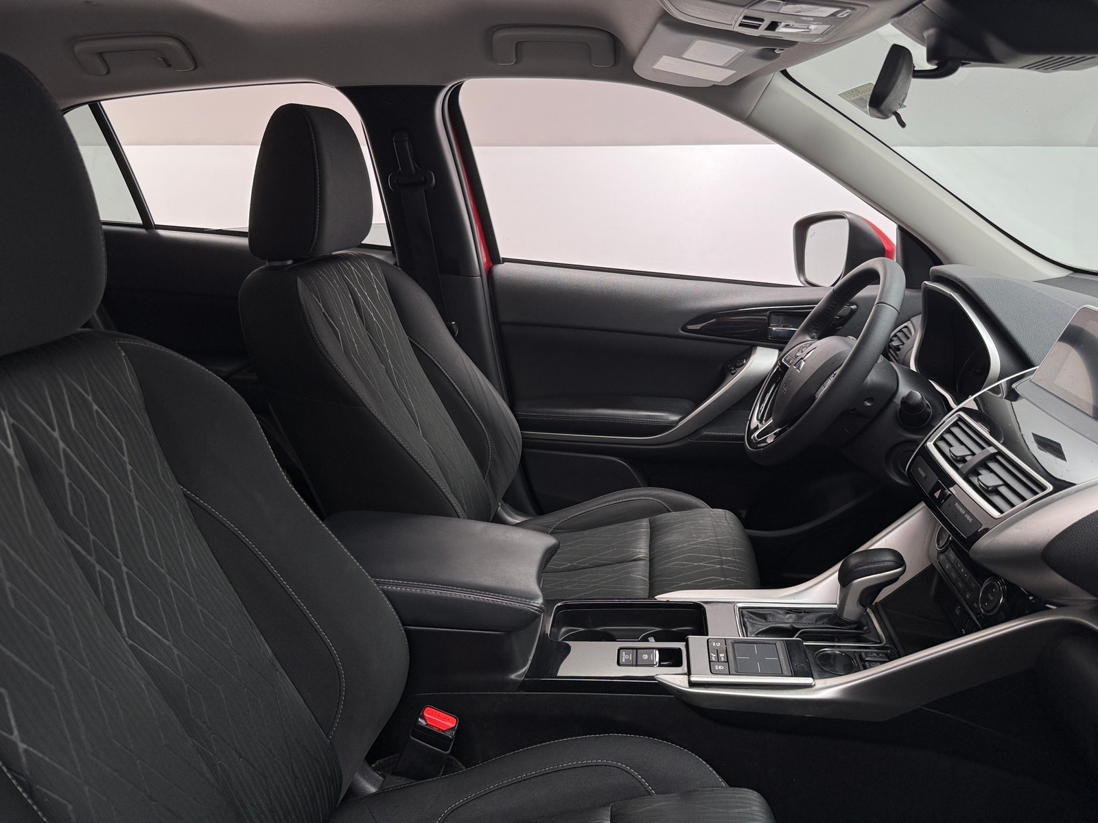Thumbnail: 2020 Mitsubishi Eclipse Cross - 2