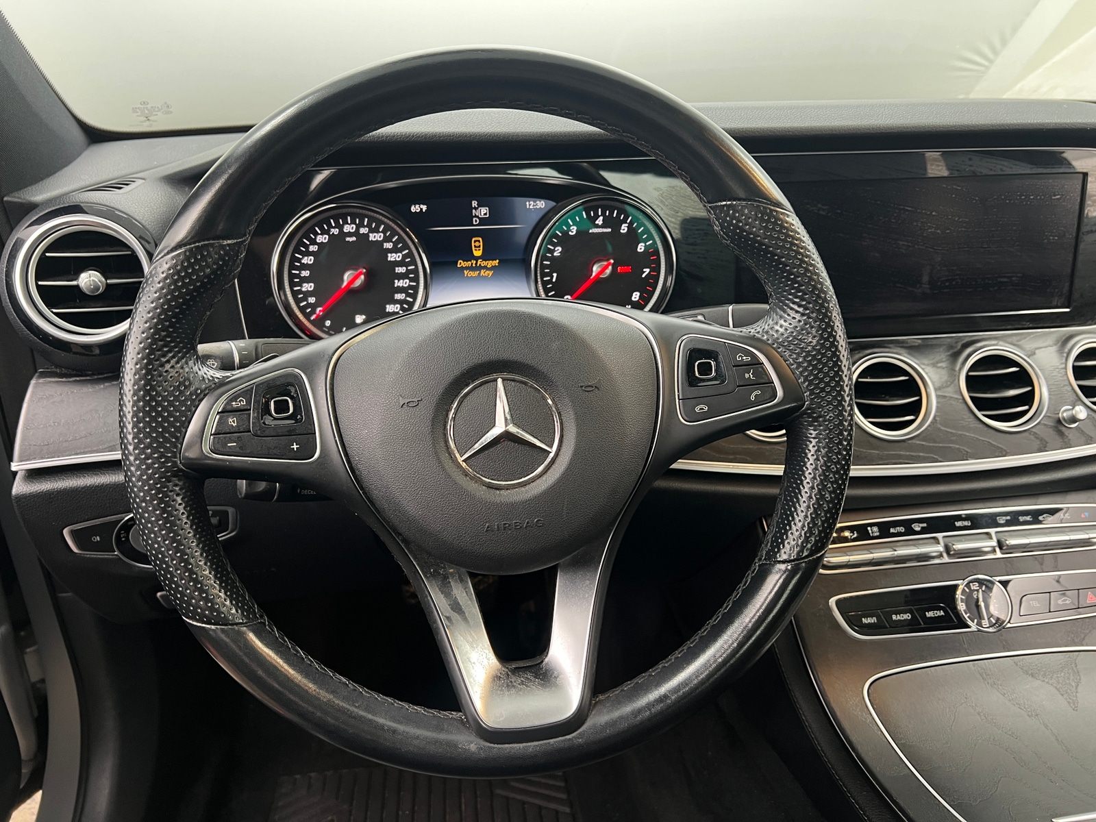 Thumbnail: 2018 Mercedes-Benz E-Class - 4