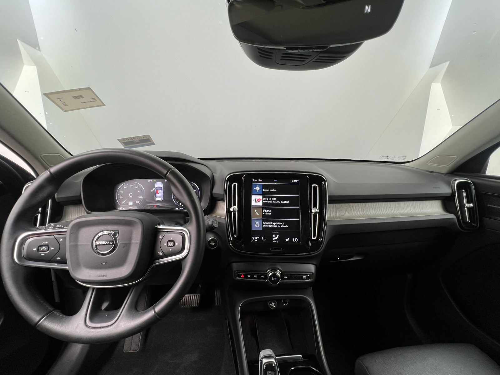 Thumbnail: 2019 Volvo XC40 - 2
