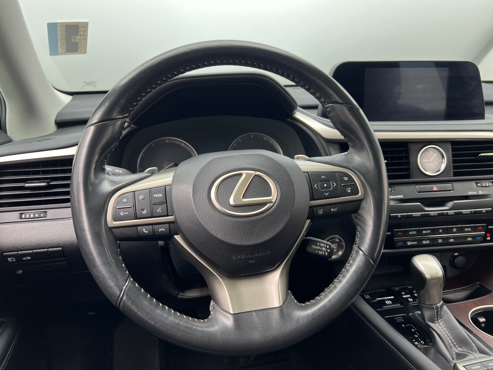 Thumbnail: 2020 Lexus RX - 4