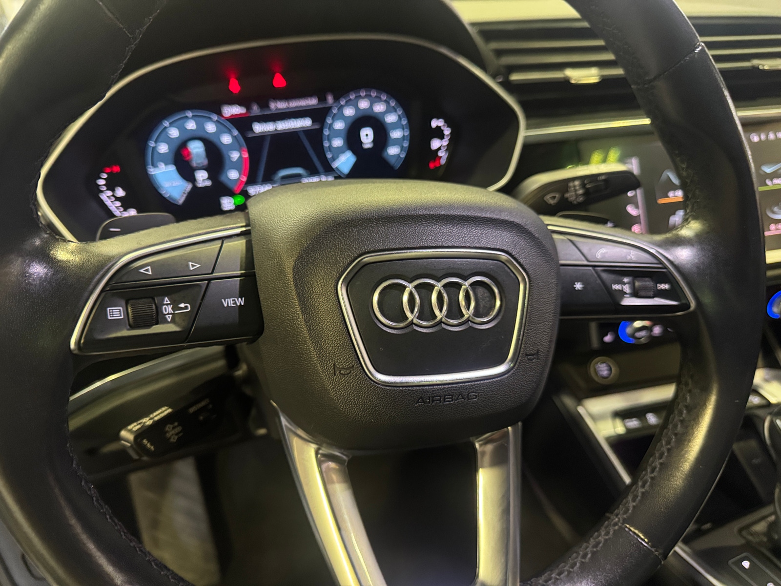 Thumbnail: 2022 Audi Q3 - 4