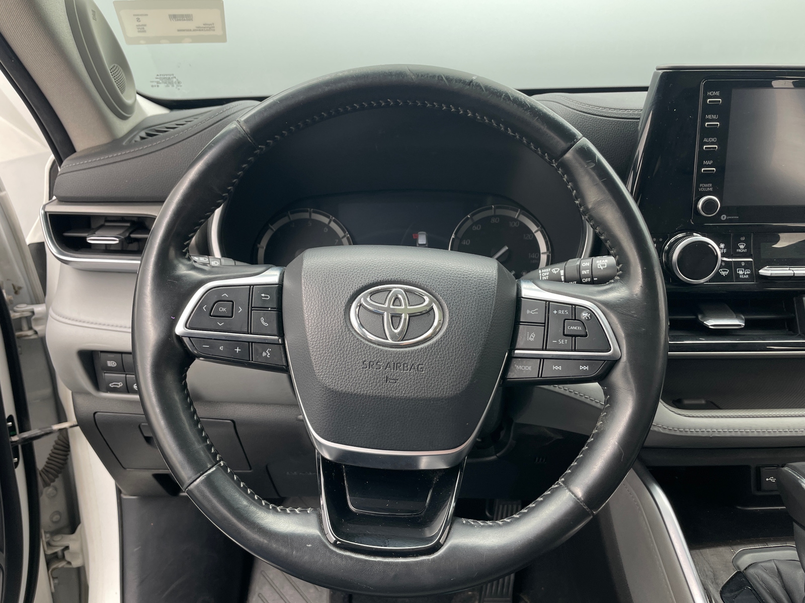 Thumbnail: 2020 Toyota Highlander - 4
