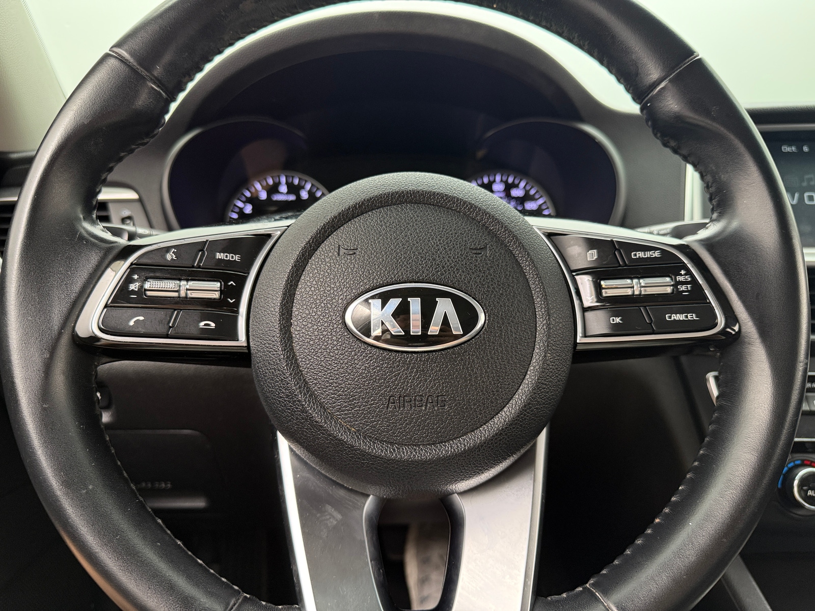 Thumbnail: 2019 Kia Optima - 4