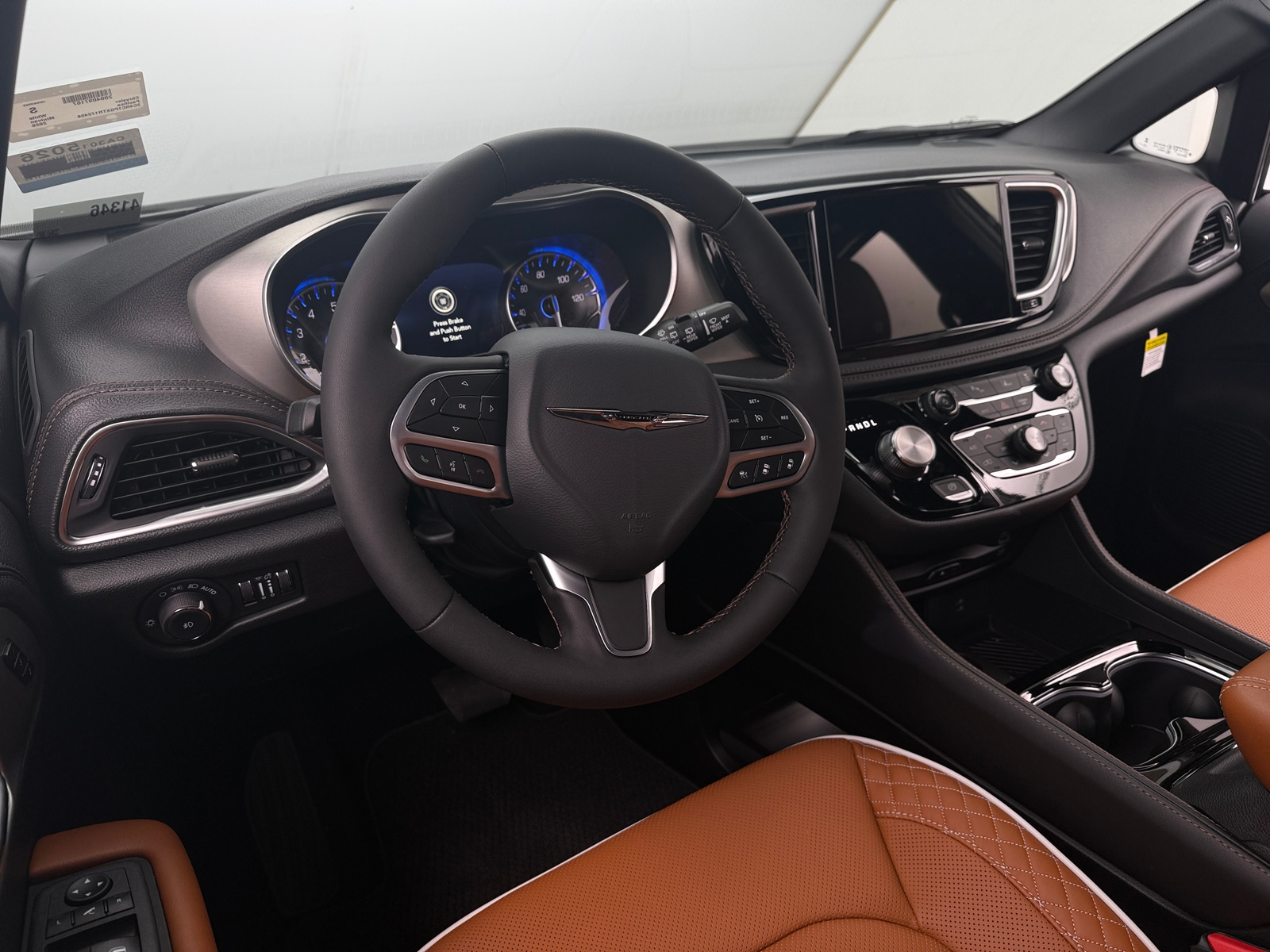 Thumbnail: 2026 Chrysler Pacifica - 4