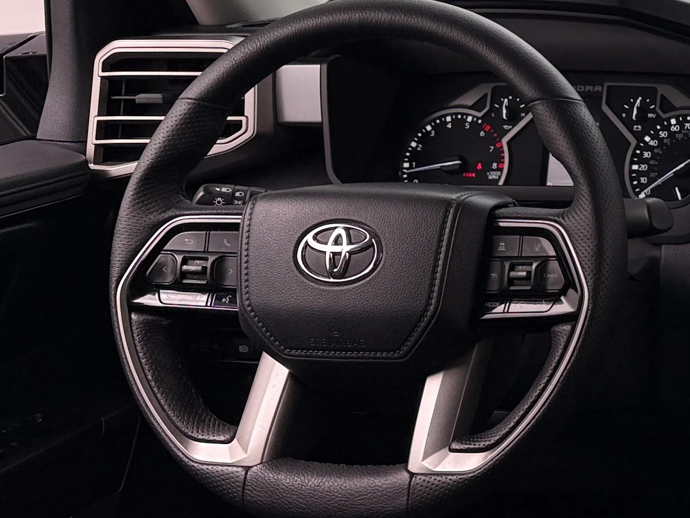 Thumbnail: 2022 Toyota Tundra - 4