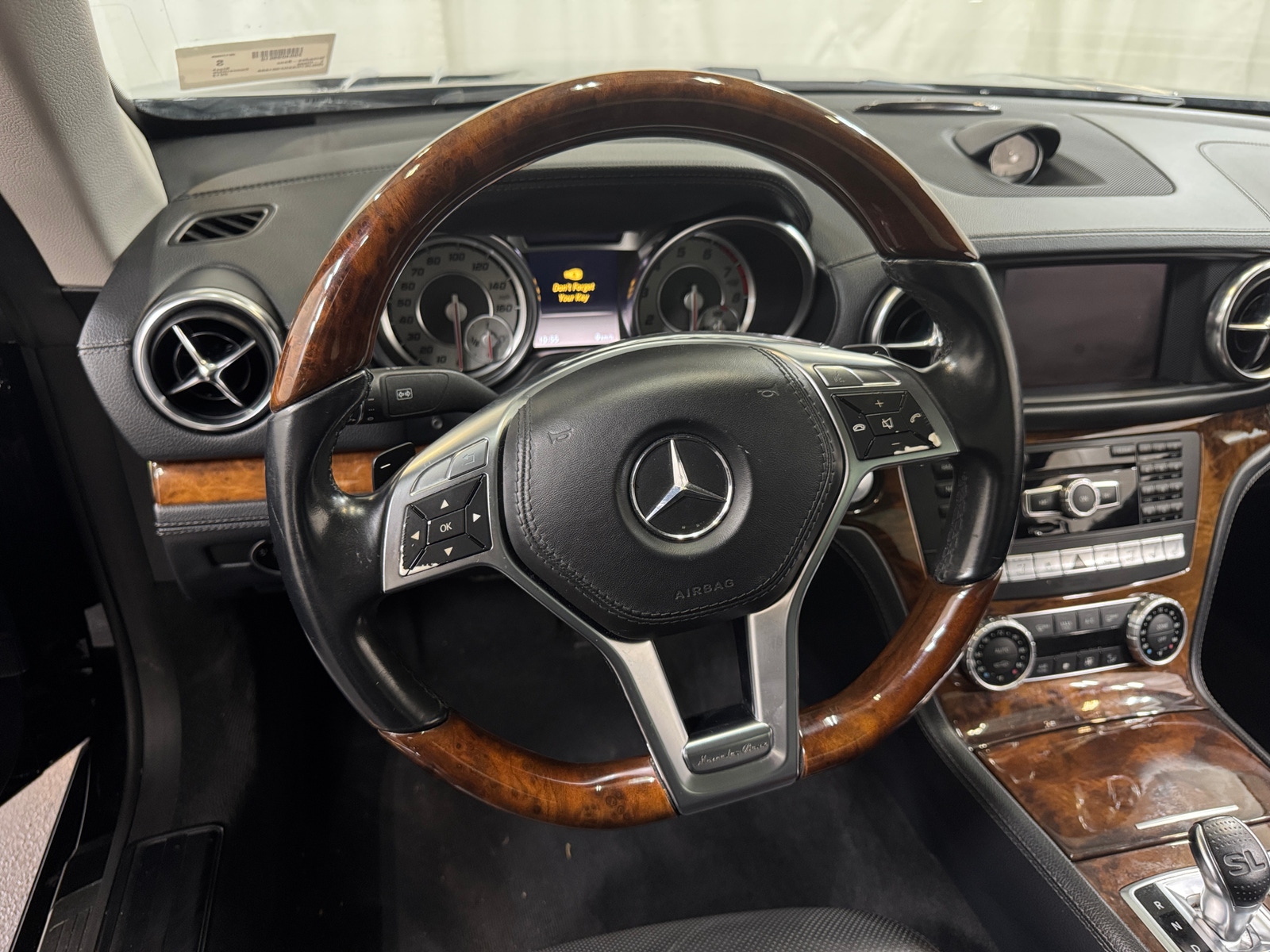 Thumbnail: 2013 Mercedes-Benz SL-Class - 4