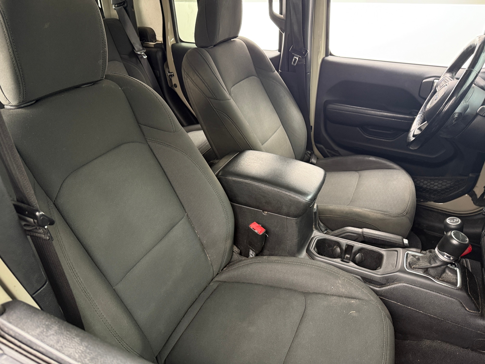 Thumbnail: 2020 Jeep Gladiator - 2