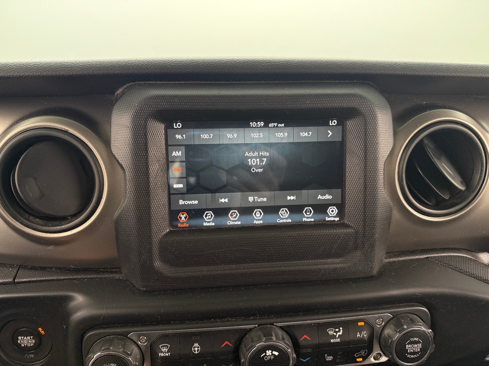 Thumbnail: 2020 Jeep Gladiator - 4