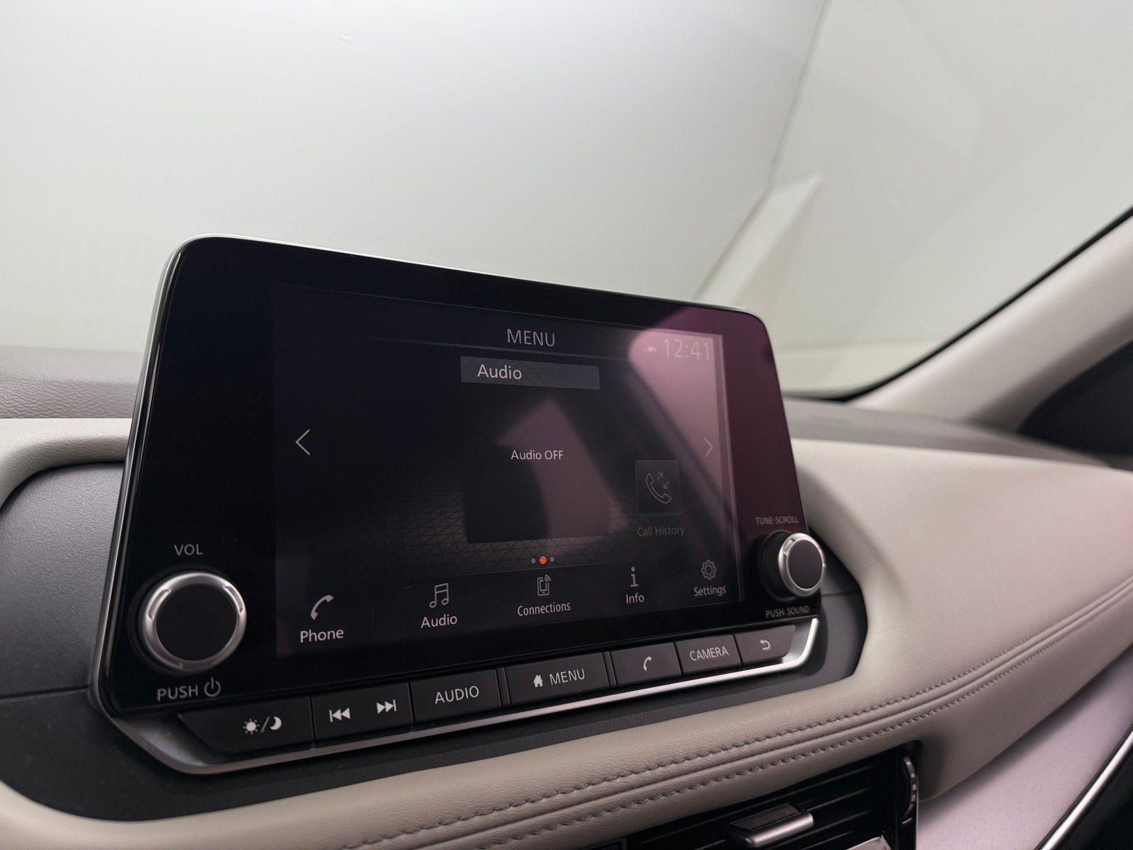Thumbnail: 2022 Nissan Rogue - 4