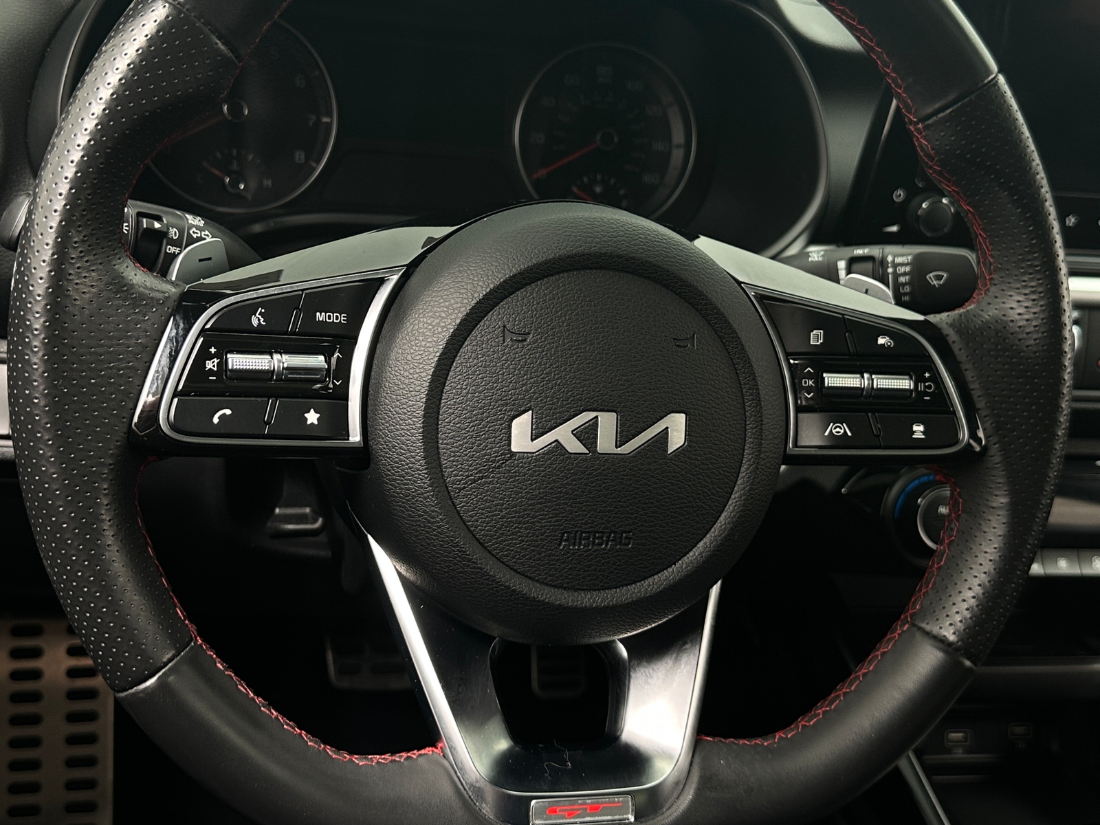 Thumbnail: 2024 Kia Forte - 4
