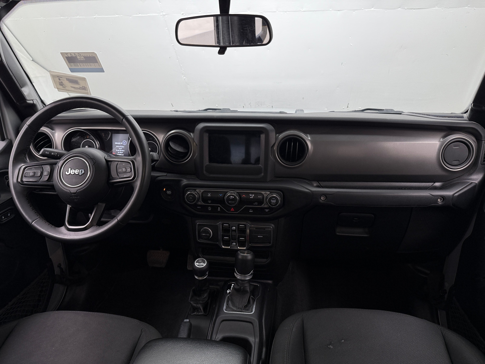 Thumbnail: 2023 Jeep Gladiator - 3