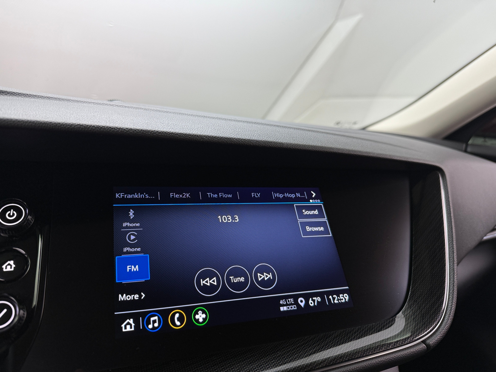 Thumbnail: 2023 Buick Envision - 3