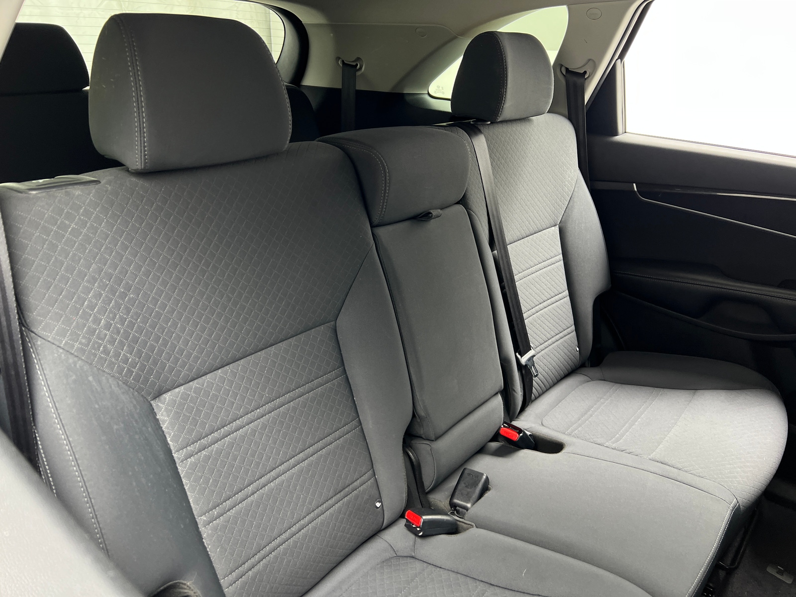Thumbnail: 2017 Kia Sorento - 6