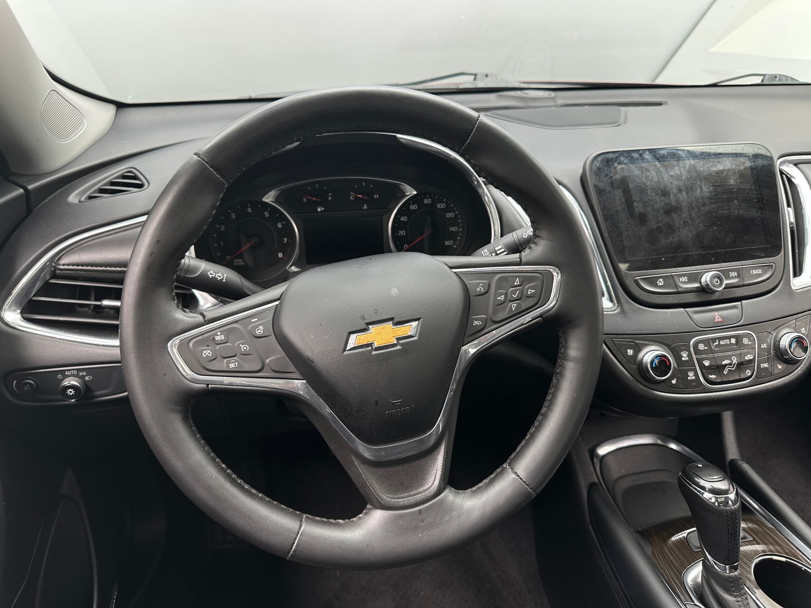 Thumbnail: 2016 Chevrolet Malibu - 4