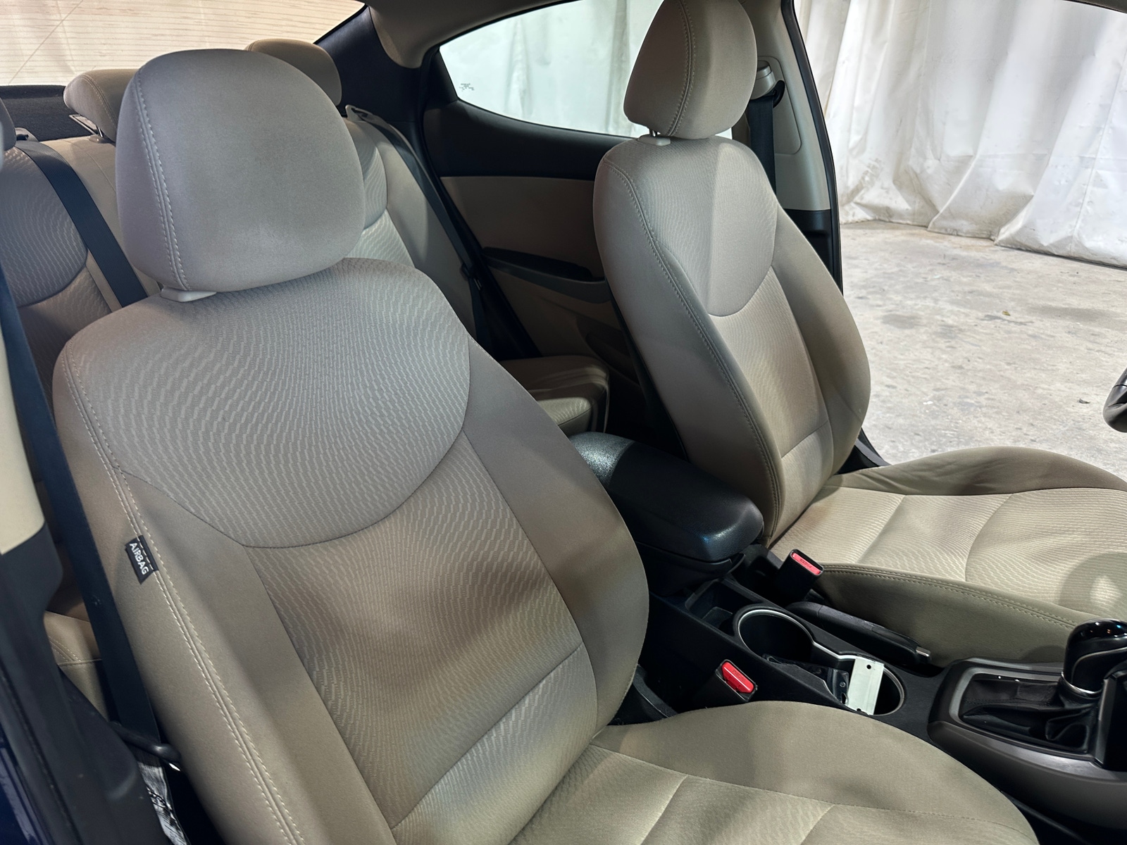 Thumbnail: 2016 Hyundai Elantra - 2