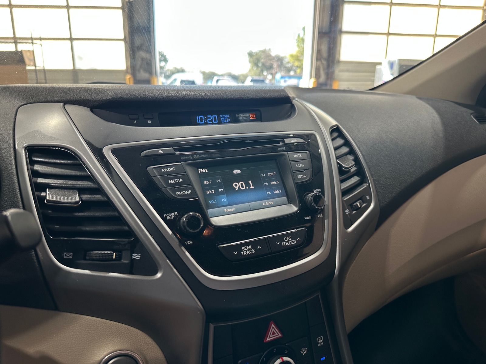 Thumbnail: 2016 Hyundai Elantra - 4