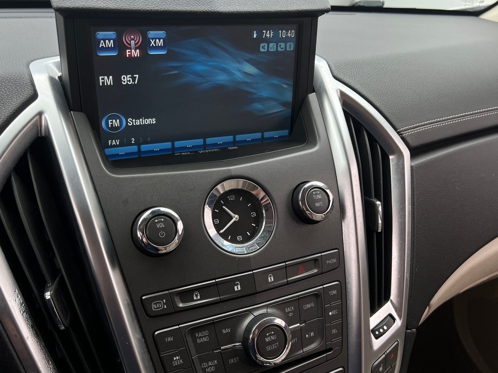 Thumbnail: 2012 Cadillac SRX - 3