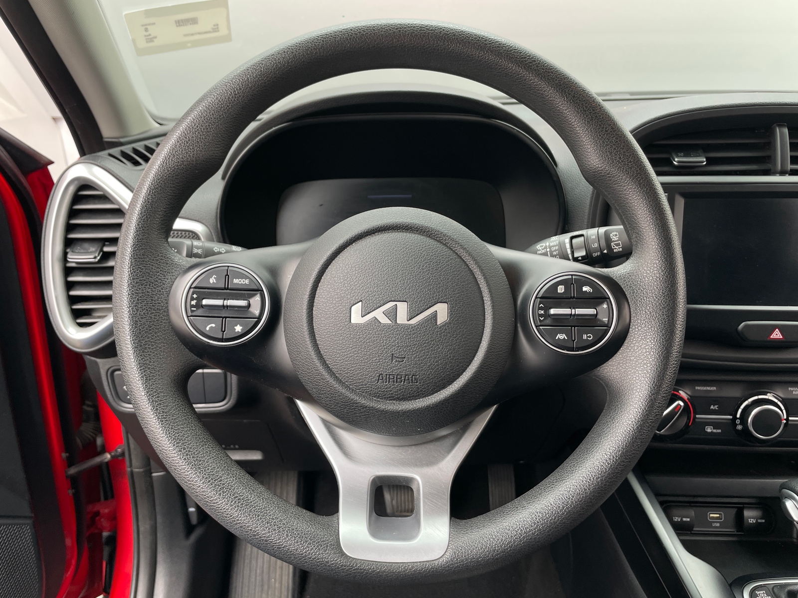 Thumbnail: 2023 Kia Soul - 5