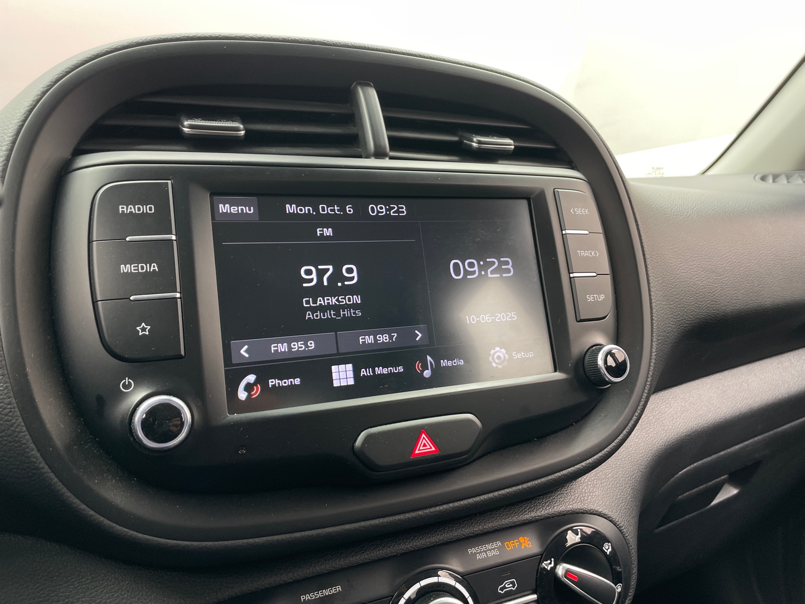 Thumbnail: 2023 Kia Soul - 4