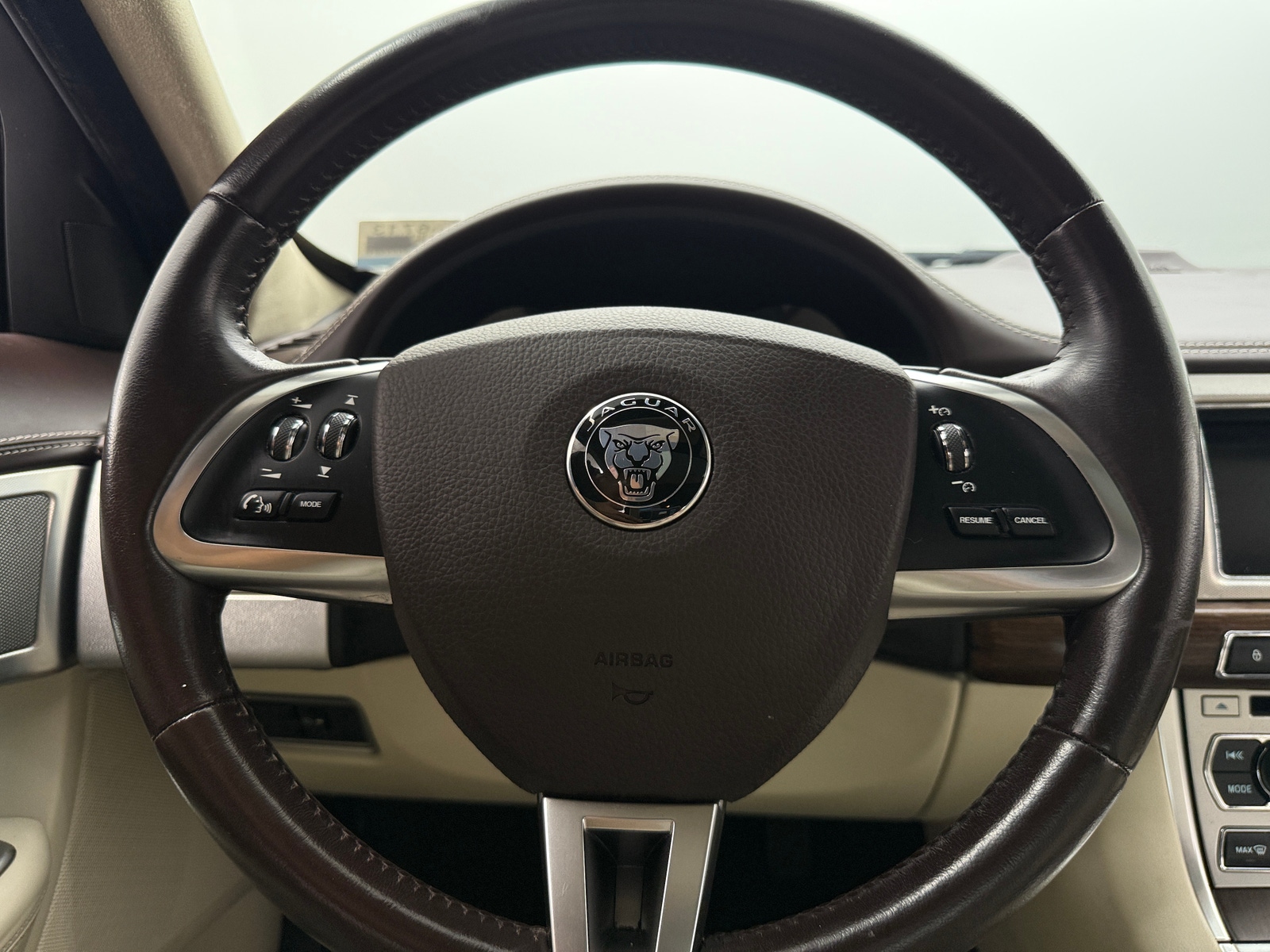 Thumbnail: 2015 Jaguar XF - 4