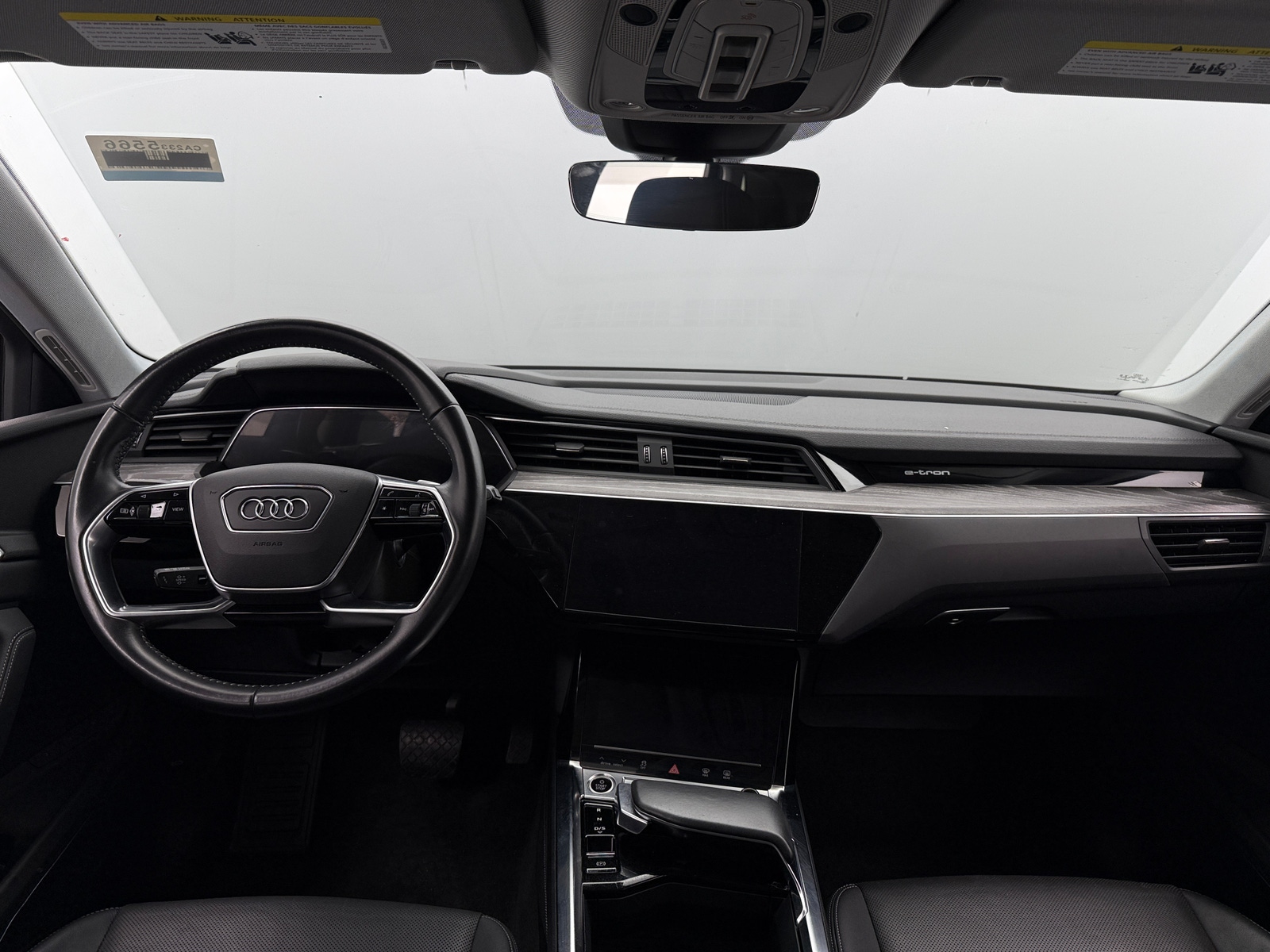 Thumbnail: 2021 Audi e-tron - 2