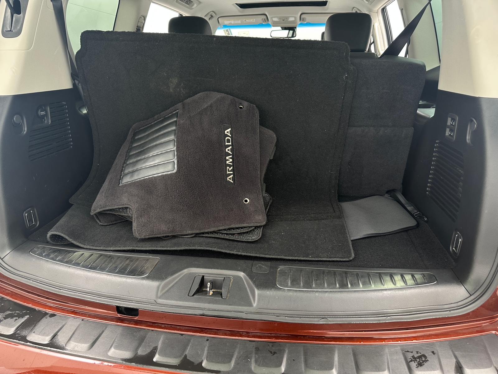 Thumbnail: 2017 Nissan Armada - 6