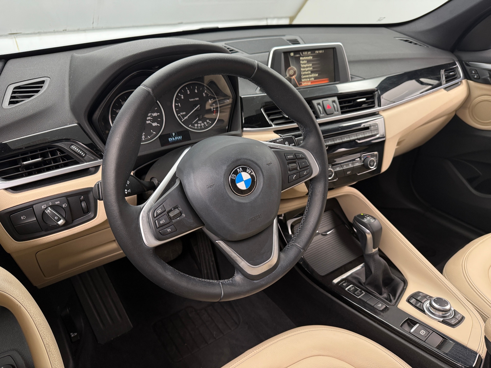 Thumbnail: 2016 BMW X1 - 4