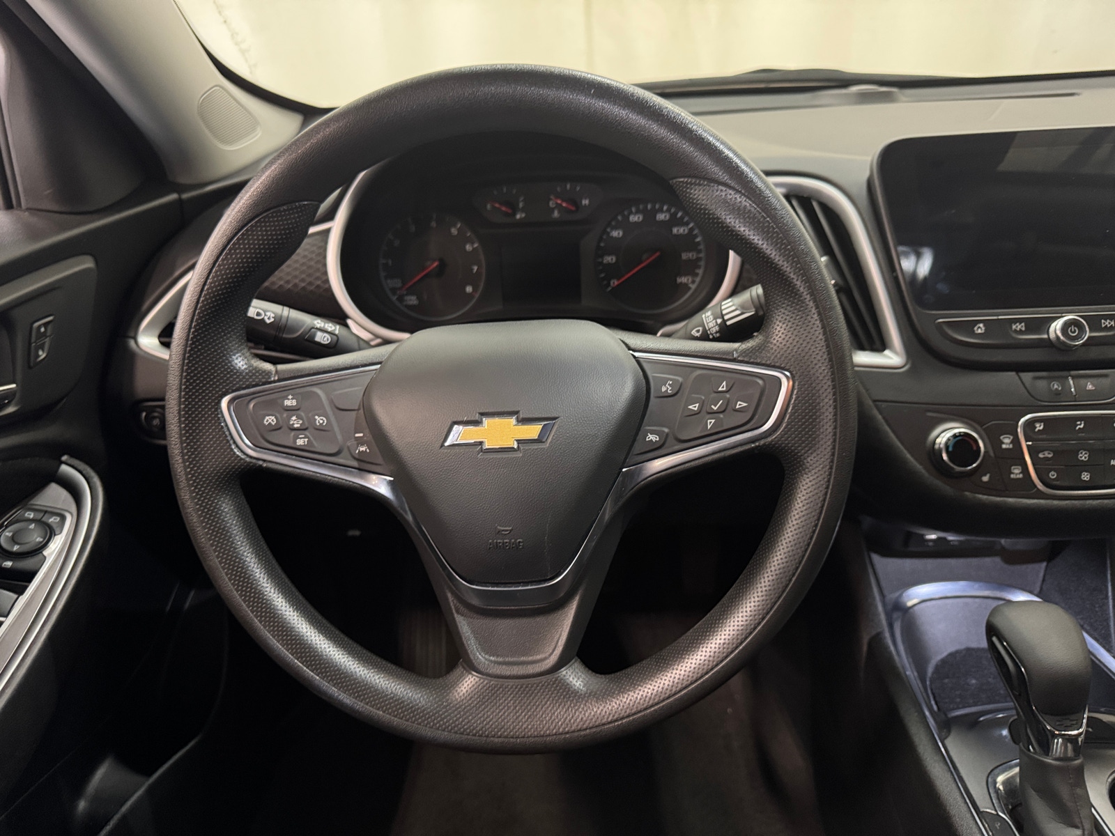 Thumbnail: 2024 Chevrolet Malibu - 5