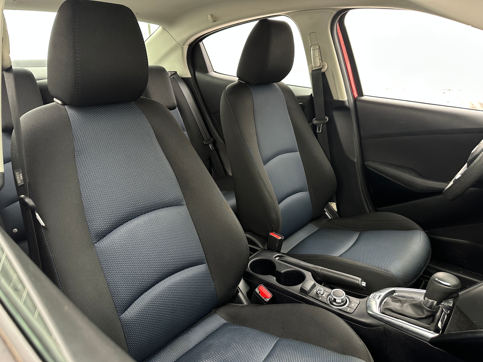 Thumbnail: 2018 Toyota Yaris iA - 2