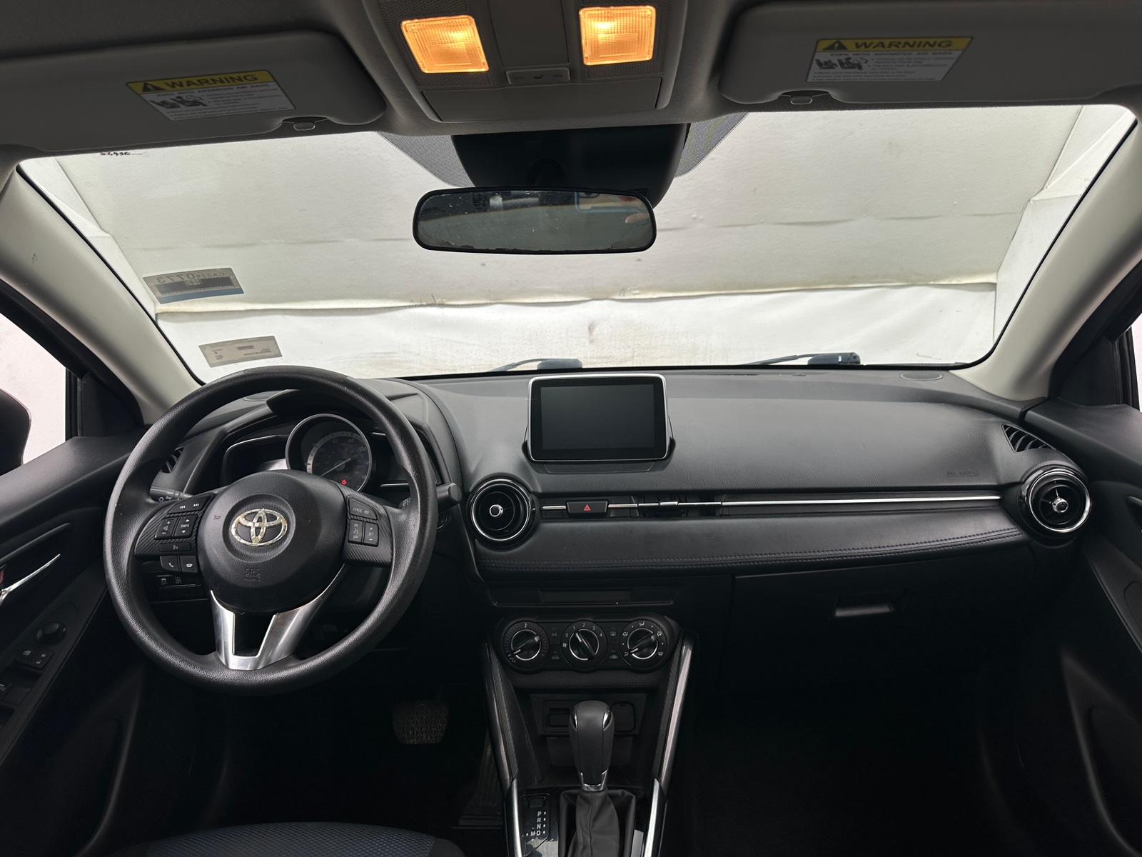 Thumbnail: 2018 Toyota Yaris iA - 3
